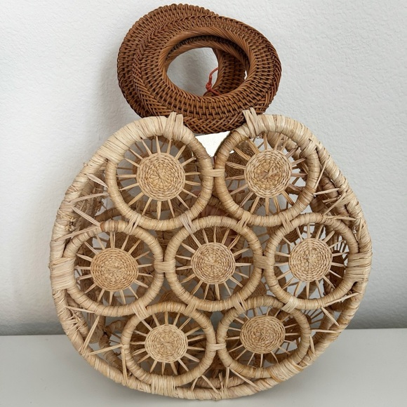 Cult Gaia Stella Round Straw Raffia Bag Small NWT - Picture 10 of 11